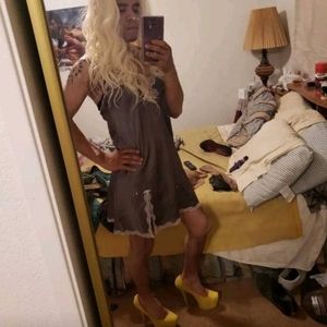 Meet your Posher, Carla